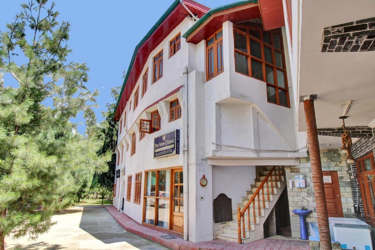 Srīnagar Super Oyo Capital O 91600 The Village Classic Hotel And Restaurant מראה חיצוני תמונה
