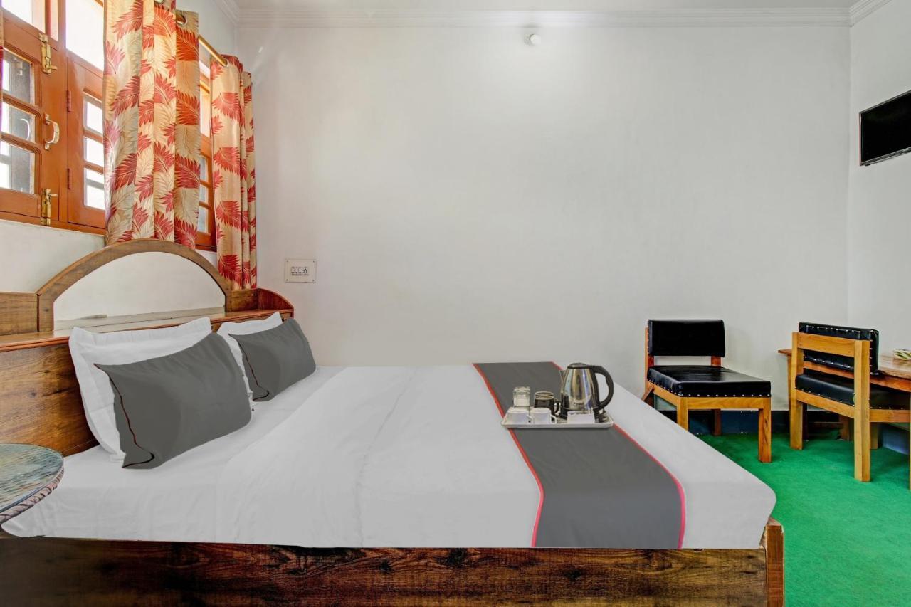 Srīnagar Super Oyo Capital O 91600 The Village Classic Hotel And Restaurant מראה חיצוני תמונה