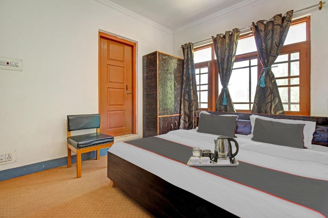 Srīnagar Super Oyo Capital O 91600 The Village Classic Hotel And Restaurant מראה חיצוני תמונה